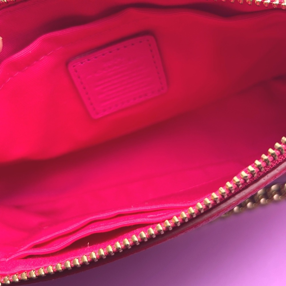 Coach Nolita 19 Hot Pink Pebbled Leather Wristlet Gold Chain Bag - Picture 10 of 12